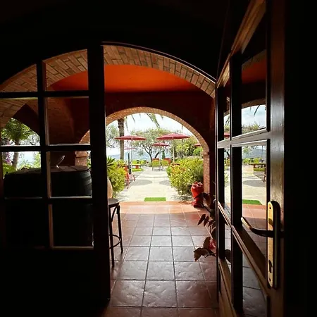 Relais San Damian אימפריה