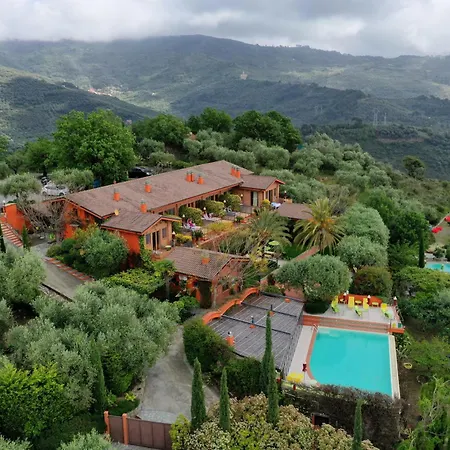 Relais San Damian מלון דירות