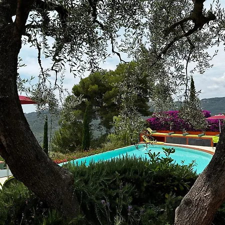 Relais San Damian מלון דירות 4*