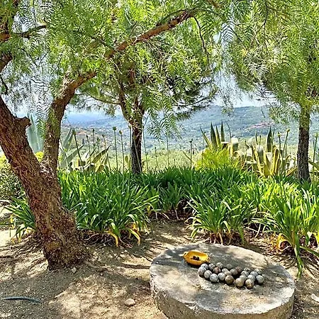 Relais San Damian 4* אימפריה